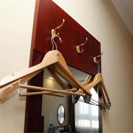 Greentree Alliance Beijing Film Academy Hotel Dış mekan fotoğraf